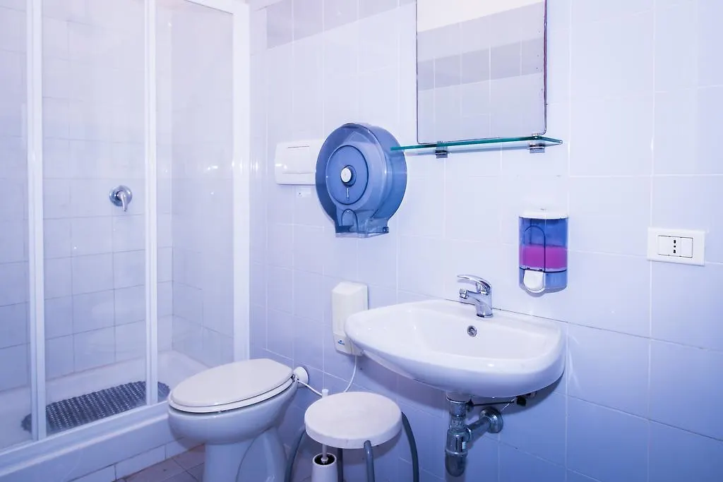Orsa Maggiore Hostel For Women Only Rome