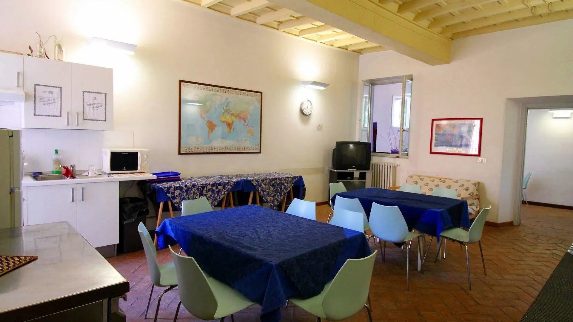 Orsa Maggiore Hostel For Women Only Rome Italy