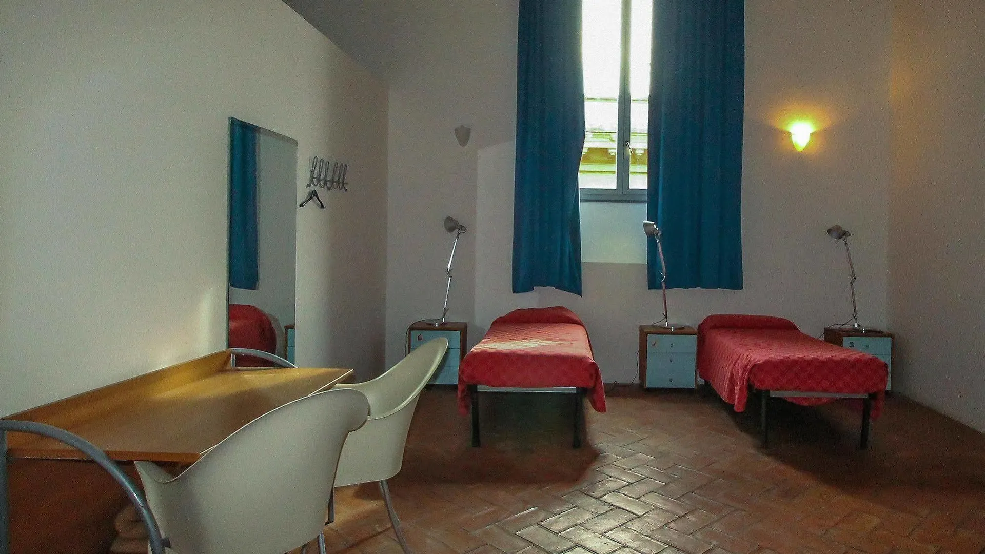 Orsa Maggiore Hostel For Women Only Rome
